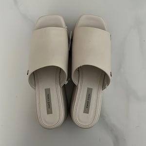 NWT Parô Cool off white platforms
